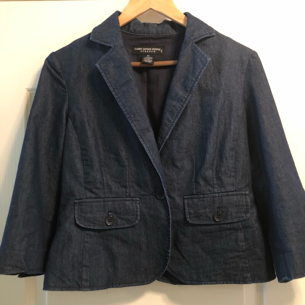 Cropped blazer
